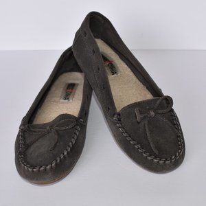 Minnetonka Moccasin Slippers Gray Suede Sz 8